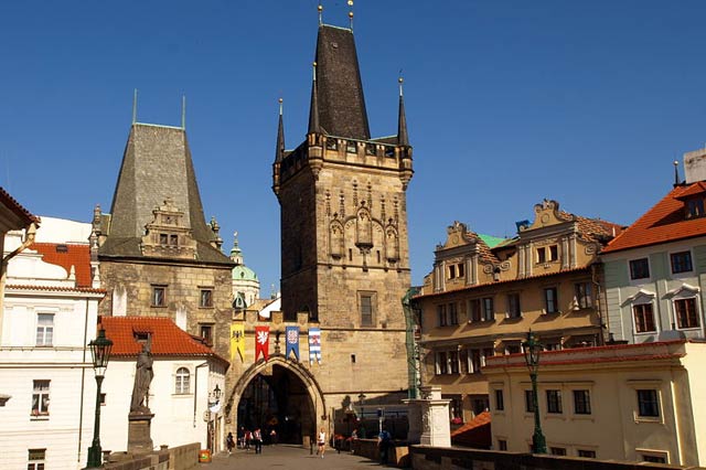 Смотровые площадки в Праге: Малостранские мостовые башни 