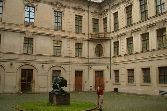 Штернбергский дворец - музеи в Праге