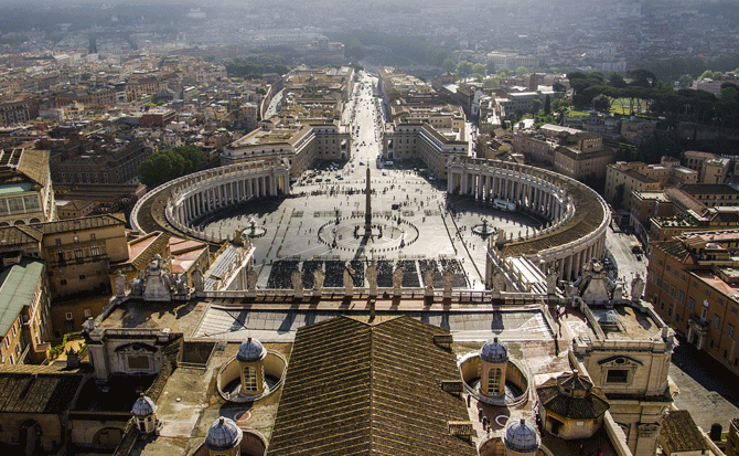 Ватикан самостоятельно