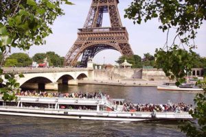 мосты и достопримечательности Парижа